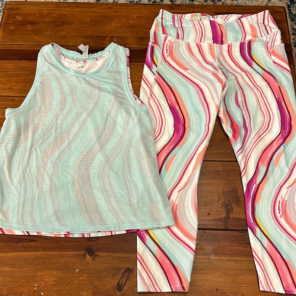 Girls 3 piece outfit. Super cute. 2 tank tops & 1 pair of leggings bright colors - Picture 2 of 2
